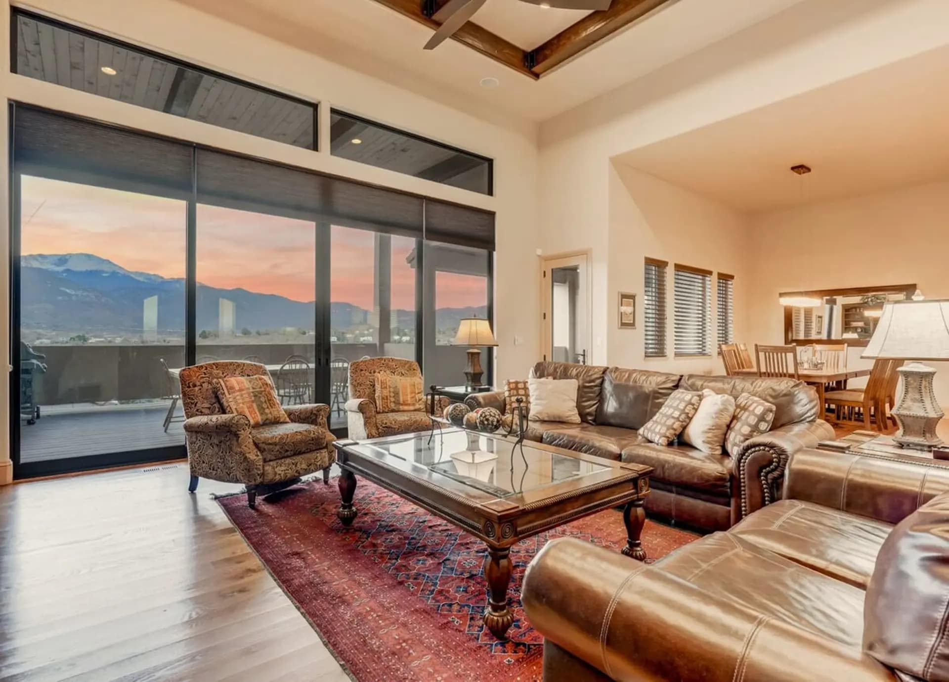 Top Vacation Rentals in Colorado Springs for Every Budget